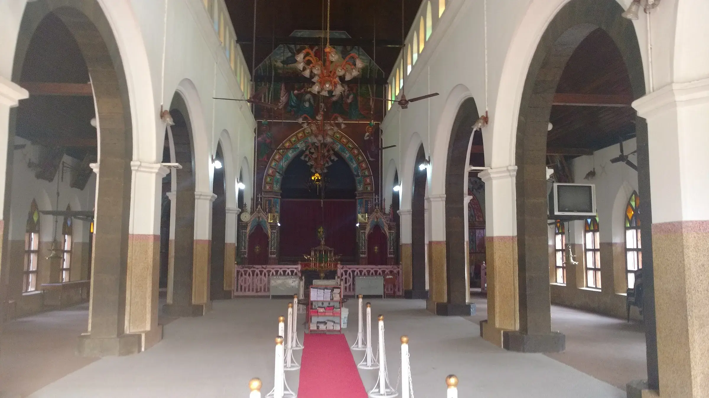 The interior of St. Mary's Church, Niranam
